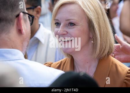 Brentwood, UK. 08th Aug, 2022. Brentwood Essex 8th Aug. 2022 Liz Truss, Foreign Secretary, attends a conservative party members rally in support of her bid for leader of the Conservative Party at Hutton Hall, Brentwood Essex Credit: Ian Davidson/Alamy Live News Stock Photo