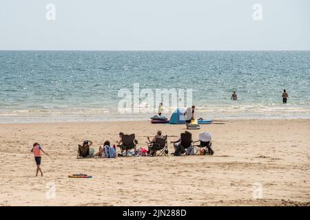 Littlehampton, July 21st 2022: The beach Stock Photo