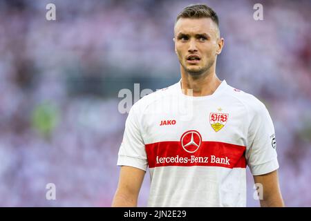 Stuttgart, Germany. 07th Aug, 2022. Soccer: Bundesliga, VfB Stuttgart - RB Leipzig, Matchday 1, Mercedes-Benz Arena. Stuttgart's Sasa Kalajdzic reacts in the match. Credit: Tom Weller/dpa - IMPORTANT NOTE: In accordance with the requirements of the DFL Deutsche Fußball Liga and the DFB Deutscher Fußball-Bund, it is prohibited to use or have used photographs taken in the stadium and/or of the match in the form of sequence pictures and/or video-like photo series./dpa/Alamy Live News Stock Photo