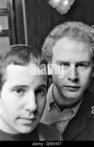 SIMON AND GARFUNKEL US vocal duo in 1967 with Paul Simon at left and Art Garfunkel . Photo: Tony Gale Stock Photo