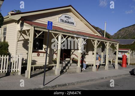 The Post & Telegraph office in Buckingham Street, Arrowtown, Otago, New Zealand Stock Photo