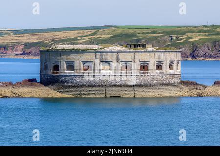 Stack Rock Fort, Pembrokeshire, Wales Stock Photo - Alamy