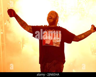 Post Malone performs during the 2022 Outside Lands Music and Arts Festival at Golden Gate Park on August 07, 2022 in San Francisco, California. Photo: Casey Flanigan/imageSPACE/MediaPunch Stock Photo