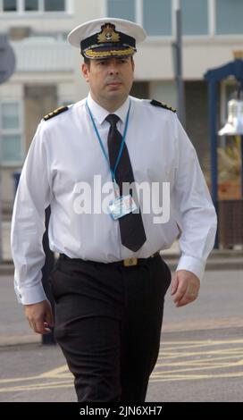 SUBMARINE HMS SUPERB COURT MARTIAL, PORTSMOUTH. COMMANDER STEVEN DRYSDALE  AT THE COURT MARTIAL. PIC MIKE WALKER 2010 Stock Photo