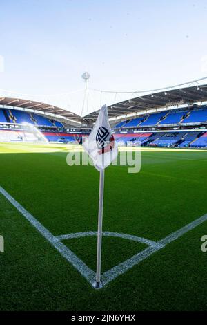 Bolton, UK. 9th August, 2022. Bolton Wanderers corner flag.The Carabao Cup match between Bolton Wanderers and Salford City at the University of Bolton Stadium, Bolton on Tuesday 9th August 2022. (Credit: Mike Morese | MI News) during the Carabao Cup match between Bolton Wanderers and Salford City at the University of Bolton Stadium, Bolton on Tuesday 9th August 2022. (Credit: Mike Morese | MI News) Credit: MI News & Sport /Alamy Live News Stock Photo