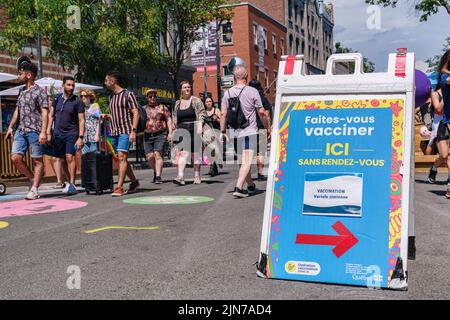 Montreal, CA - 7 August 2022: French sign for Monkey Pox vaccination clinic in Montreal Gay Village Stock Photo