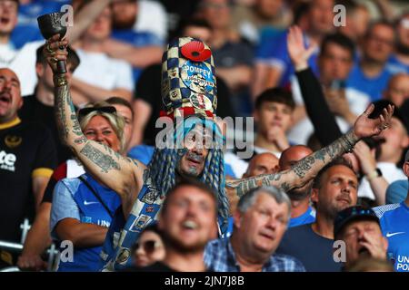 Cardiff, UK. 09th Aug, 2022. Portsmouth fans. EFL Carabao cup round 1 match, Cardiff city v Portsmouth at the Cardiff City Stadium in Cardiff, Wales on Tuesday 9th August 2022. this image may only be used for Editorial purposes. Editorial use only, license required for commercial use. No use in betting, games or a single club/league/player publications. pic by Andrew Orchard/Andrew Orchard sports photography/Alamy Live news Credit: Andrew Orchard sports photography/Alamy Live News Stock Photo