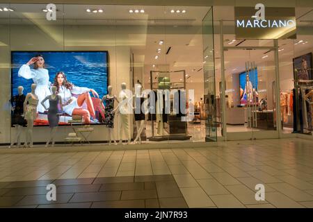 Marciano store hi res stock photography and images Alamy