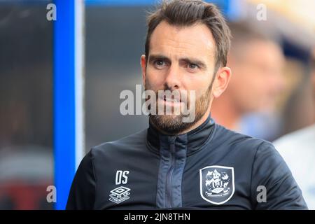 Danny Schofield the Huddersfield Town manager in Huddersfield, United Kingdom on 8/9/2022. (Photo by Conor Molloy/News Images/Sipa USA) Stock Photo