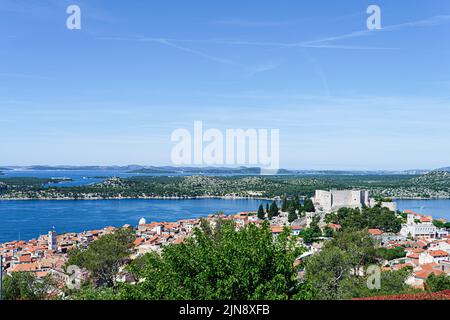 Visit Dalmatia Šibenik - Barone Fortress was built in 1646 on Vidakuša, the  80 meter-high hill above the city. Along with the other three fortresses in  Šibenik, it represents a unique defence