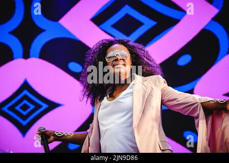 Flumserberg, Switzerland. 29th, July 2022. The German Eurodance group Culture Beat performs a live concert during the Die Mega 90’s Party as part of Flumserberg Open Air 2022. Here the singer Jackie Sangster is seen live on stage. (Photo credit: Gonzales Photo - Tilman Jentzsch). Stock Photo