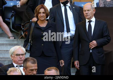 Olaf Scholz & Britta Ernst,Funeral Uwe Seeler,Volkasparkstadion,10.08. ...