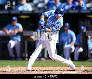 AUG 09, 2022: Kansas City Royals second baseman Nicky Lopez (8) makes contact with a pitch at Kauffman Stadium Kansas City, Missouri. The Royals beat the White Sox 4-2 Jon Robichaud/CSM. Stock Photo