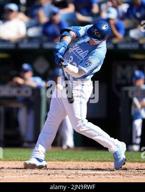 AUG 09, 2022: Kansas City Royals first baseman Nick Pratto (32) hits a home run at Kauffman Stadium Kansas City, Missouri. The Royals beat the White Sox 4-2 Jon Robichaud/CSM. Stock Photo