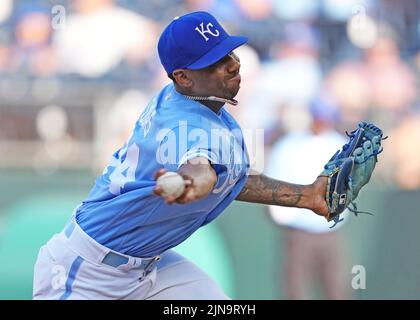 AUG 09, 2022: Jose Cuas delivers a pitch at Kauffman Stadium Kansas City, Missouri. The Royals beat the White Sox 4-2 Jon Robichaud/CSM. Stock Photo