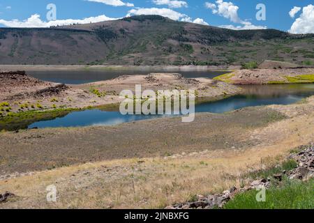 Gunnison, Colorado - The drought affecting the American west has dramatically dropped water levels on Blue Mesa Reservoir in Curecanti National Recrea Stock Photo