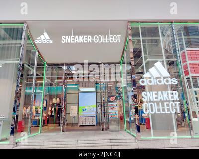 Adidas store shop guangzhou china 4000