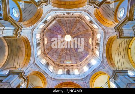 PAVIA, ITALY - APRIL 9, 2022: The huge stone cupola of Cathedral of Pavia, on April 9 in Pavia, Italy Stock Photo