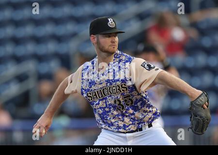August 10, 2022: Biloxi Shuckers pitcher TJ Shook (35) during an MiLB game between the Biloxi Shuckers and Rocket City Trash Pandas at MGM Park in Biloxi, Mississippi. Bobby McDuffie/CSM Stock Photo
