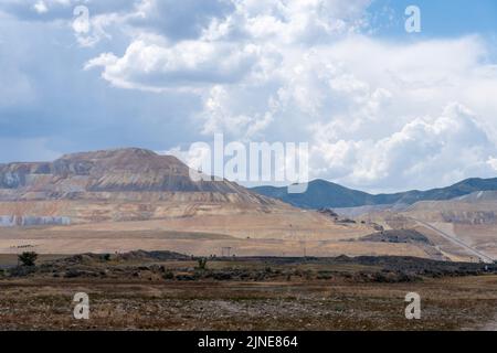 Terraces at the giant Bingham Canyon open pit copper mine near Salt Lake City, Utah, the world's deepest open pit mine. Stock Photo