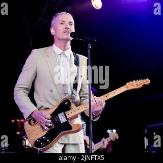 Dan Gillespie Sells from The Feeling performing at Carfest North on 24th July 2022. Stock Photo