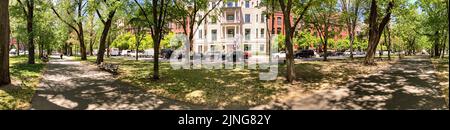 Victorian brownstone townhouses on Commonwealth Avenue in Boston, MA Stock Photo