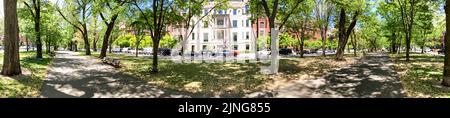 Victorian brownstone townhouses on Commonwealth Avenue in Boston, MA Stock Photo