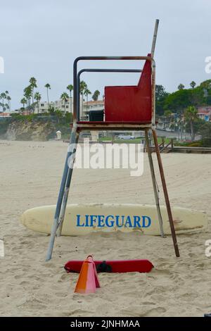 lifeguard chair with rescue gear on the beach Stock Photo