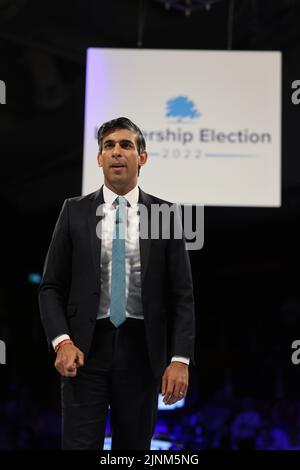 Cheltenham, UK. 12 August 2022. Rishi Sunak MP, at the Conservative Party leadership hustings, held at The Centaur, at Cheltenham Racecourse, Gloucest Stock Photo