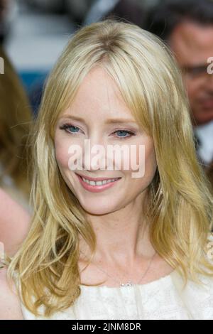 Anne Heche attends ABC Television Network Upfront Arrivals at Lincoln Center on May 16, 2006 in New York City. Stock Photo