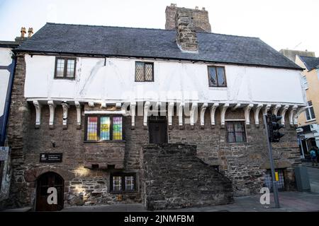 Aberconwy House the oldest dwelling in Wales, was built in the 15th century in Conwy after the town was destroyed by rebels 1401 Stock Photo