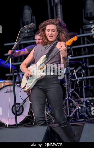 Larkin Poe, Edmonton Folk Music Festival, Edmonton Alberta, Canada Stock Photo