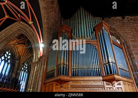 Victorian Forster and Andrews organ in St Mary's Church, Church Lane, Nantwich, Cheshire, England, UK,  CW5 5RQ Stock Photo