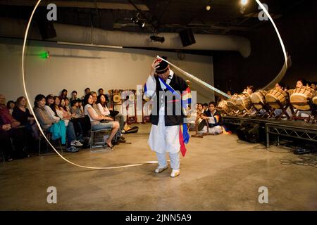 Acrobat at Korean folk dance festival Stock Photo - Alamy