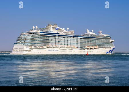 Enchanted Princess is a Royal class cruise ship operated by Princess Cruises - August 2022. Stock Photo