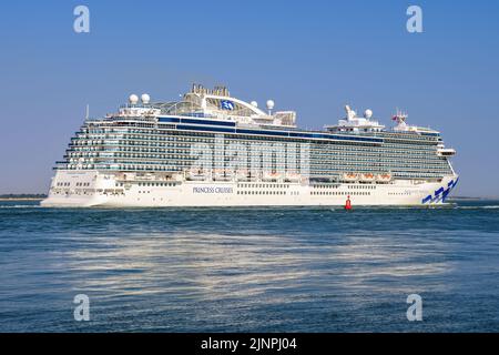 Enchanted Princess is a Royal class cruise ship operated by Princess Cruises - August 2022. Stock Photo