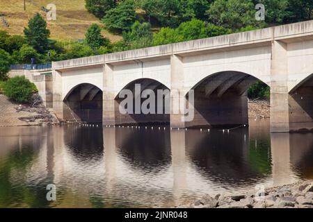 Ladybower Reservoir in the Peak District National park, Derbyshire, UK Stock Photo