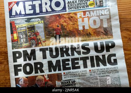 12 August 2022 front page headline in Metro newspaper reads PM turns up for meeting. Refers to perceived lack of action from Boris Johnson following his agreement to step down as Prime Minister. Stock Photo