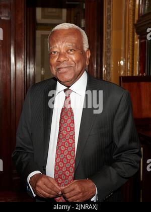 Sir Trevor McDonald at Lunch for HRH The Duchess of Cornwall’s 75th birthday Stock Photo