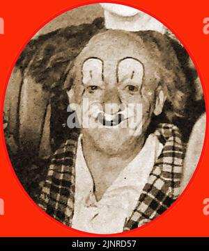 Bertram Mills circus (UK) - A portrait of Coco the Clown, real name Nicolai Poliakoff OBE ( 900 – 25  1974( . He was known in Latvia as Nikolajs Poļakovs and in Russia as Николáй Петрóвич   Полякóв) . He is widely recognised as  the most famous clown in the United Kingdom during  mid-20th century. He appeared in Bertram Mills circus during the 1920's ,30's  & 40's and  also performed at the Blackpool Tower circus and  toured with Robert Brothers circus.  -- Koko klauna portrets, īstais vārds Николáй Петрóвич Stock Photo