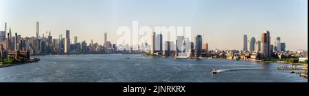 Panoramic Aerial View of Manhattan and New Jersey with Clear skies Stock Photo