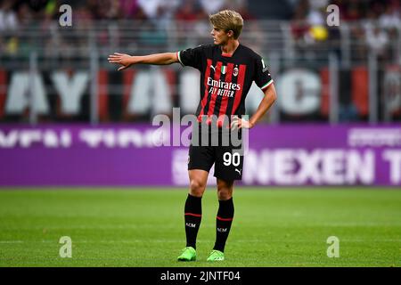 Milan, Italy. 13 August 2022. Charles De Ketelaere of AC Milan gestures during the Serie A football match between AC Milan and Udinese Calcio. Credit: Nicolò Campo/Alamy Live News Stock Photo