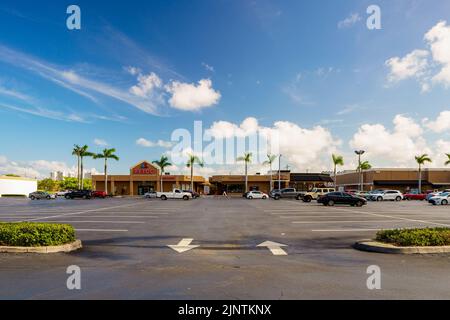 Hallandale Beach, FL, USA - July 31, 2022: RK Center Hallandale Beach FL Stock Photo