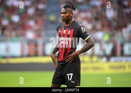 Florence, Italy. 14th Aug, 2022. Rafael Leao during ACF Fiorentina vs US Cremonese, italian soccer Serie A match in Florence, Italy, August 14 2022 Credit: Independent Photo Agency/Alamy Live News Stock Photo