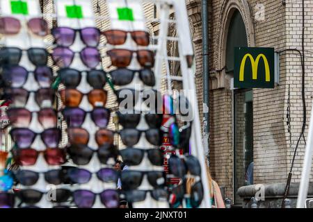 Kyiv, Kyiv, Ukraine. 14th Aug, 2022. McDonald's in Kyiv, following an announcement by the U.S. food chain restaurant that some of its branches in Kyiv and western Ukraine will reopen soon, amid the Russian invasion. Senior Vice President Paul Pomroy of McDonald's said some branches in Kyiv as well as safe cities in western Ukraine will resume service, following employees' request to go to work again and consultations with Ukrainian officials and experts on safety issues. (Credit Image: © Daniel Ceng Shou-Yi/ZUMA Press Wire) Stock Photo