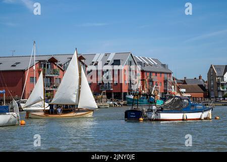 WIVENHOE IN ESSEX, PICTURED FROM THE OPPOSITE SHORE (ROWHEDGE). Stock Photo