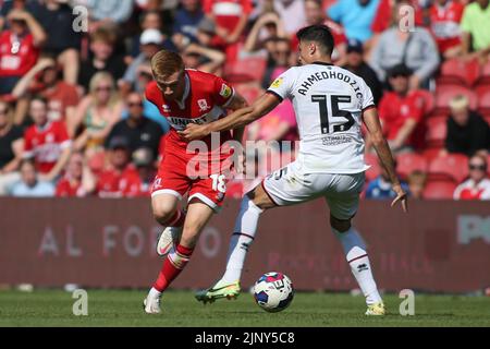 Middlesbrough, UK. 14th August 2022. Middlesbrough's Duncan Watmore takes on Sheffield United's Anel Ahmedhodžić during the Sky Bet Championship match between Middlesbrough and Sheffield United at the Riverside Stadium, Middlesbrough on Sunday 14th August 2022. (Credit: Michael Driver | MI News) Credit: MI News & Sport /Alamy Live News Stock Photo