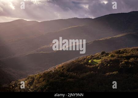 Autumn light in the Caurel mountains, Galicia, Spain Stock Photo