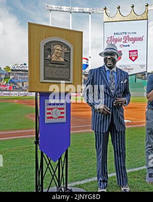 Royals-Cards play in Salute to Negro Leagues game