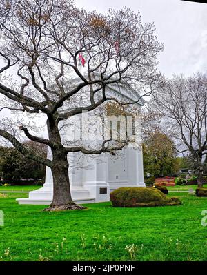 BLAINE, WASHINGTON - May 2, 2022: Peace Arch Park is a park comprising Peace Arch Historical State Park in the US, Peace Arch Provincial Park in Canad Stock Photo